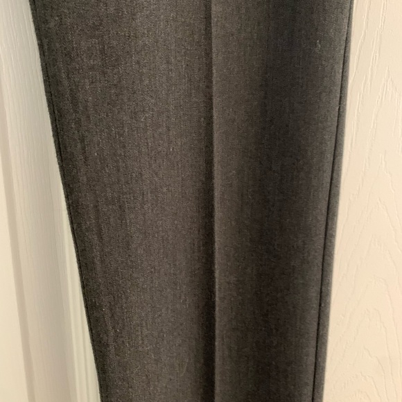 Michael Kors woman’s grey trousers size 2 - Picture 4 of 9